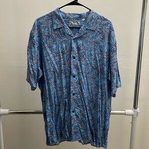UniQlo Button Down Shirt